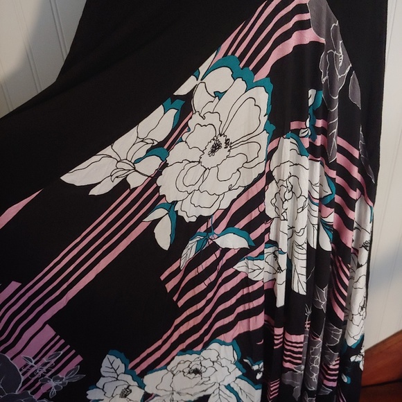 ☀️Sale~Giullia Floral/Stripe Asymmetrical Dress - Picture 6 of 7